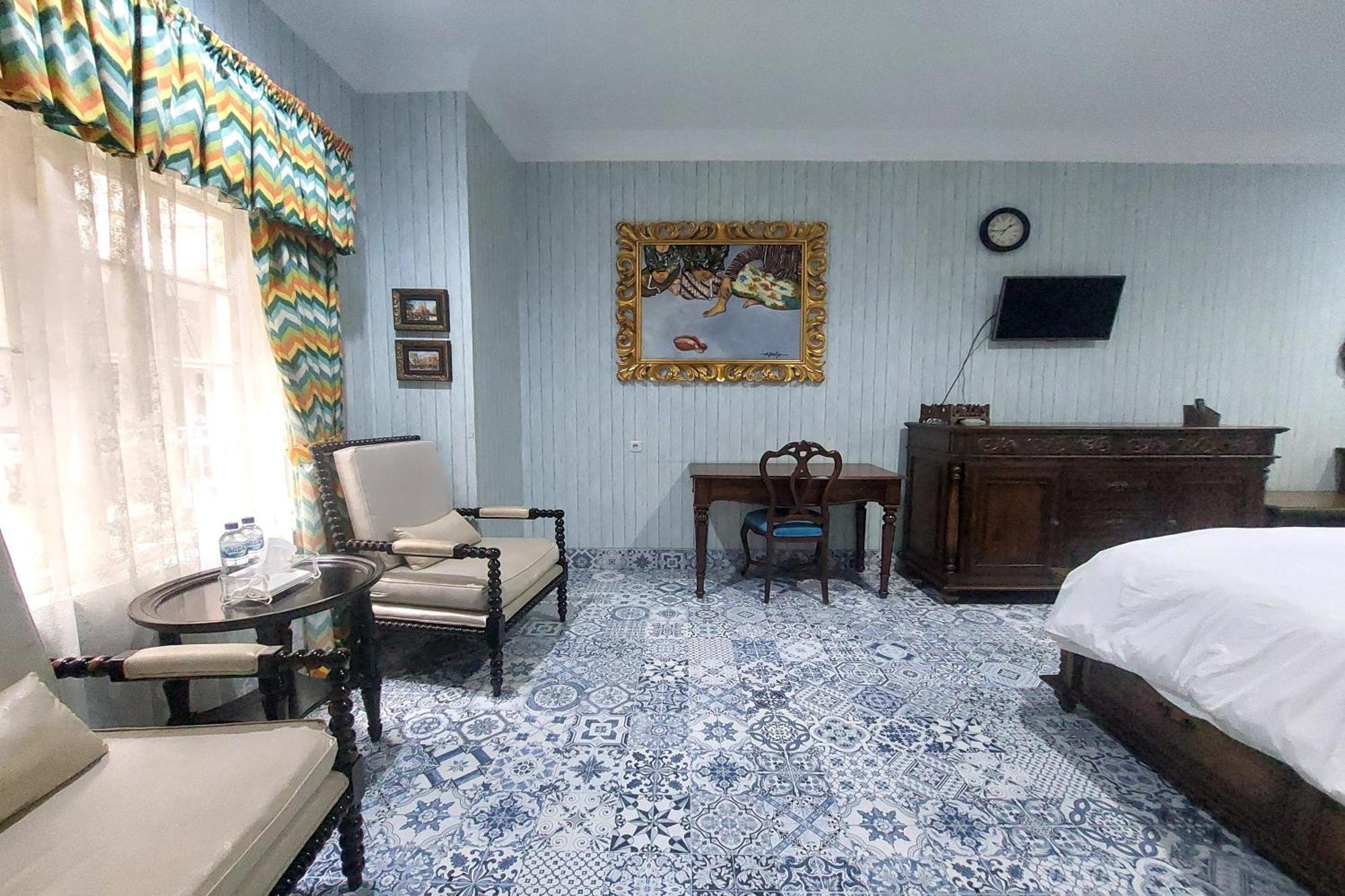 Nonie'S Huis Hotel Medan Luaran gambar